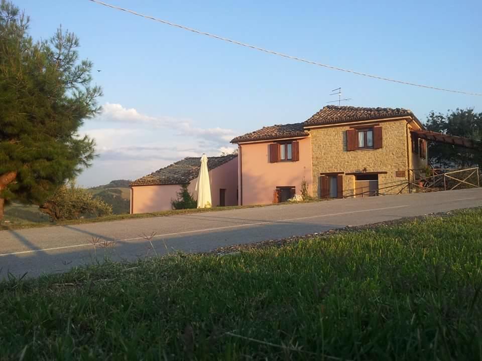 La Via Del Parco Arsita Exterior foto